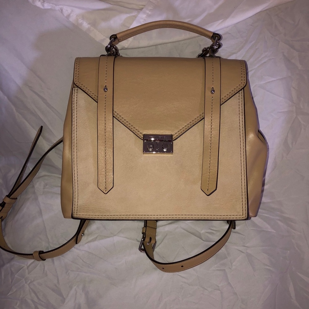 FIRM HENRI BENDEL HANDBAG / BACKPACK
